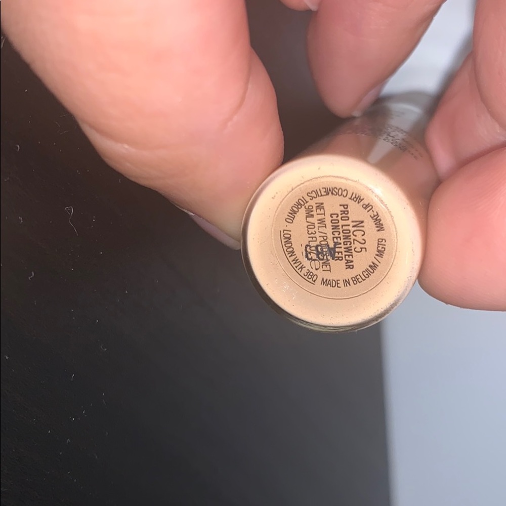 Concealer - Picture 2 of 2